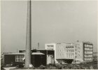 Das Pfanni-Werk im Jahr 1957 von Osten, im Vordergrund sieht man das ebenfalls denkmalgeschützte Kesselhaus