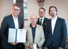 Markus Blume mit Gregor Förtsch, Alexander Süß und M.C. Müller, Archäologische Arbeitsgruppe Kronach (v. li.).