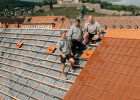 Glaube an die Zukunft: Bayerns erste PV-Anlage auf einem Großdenkmal