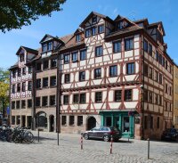 Zeile mit Mietshäusern aus dem 15. bis 18. Jahrhundert, Unschlittplatz, Nürnberg Zeile mit Mietshäusern aus dem 15. bis 18. Jahrhundert, Unschlittplatz, Nürnberg