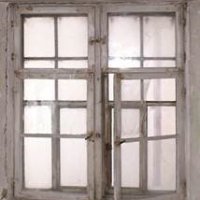 Kreuzstockfenster aus 18. Jahrhundert Kreuzstockfenster aus 18. Jahrhundert